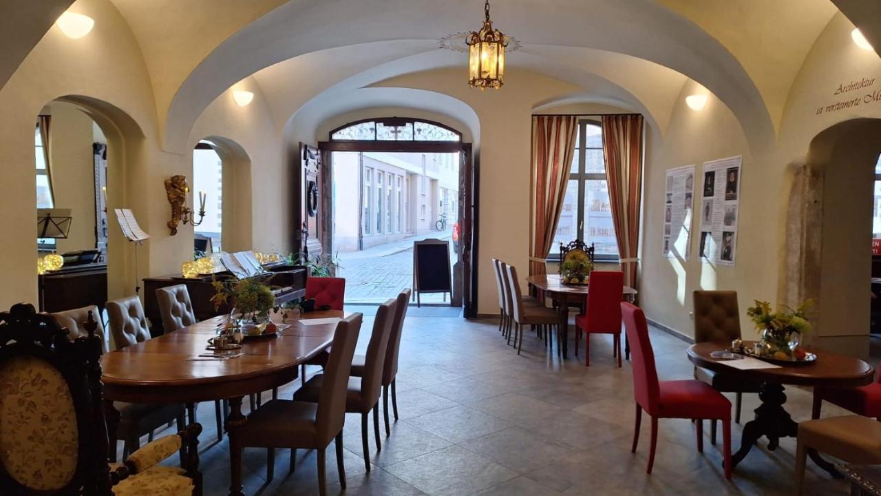 Stadtpalais Familien-Suite 4 Zimmer Mit Galerie Maximal 6 Personen Budyšín Exteriér fotografie