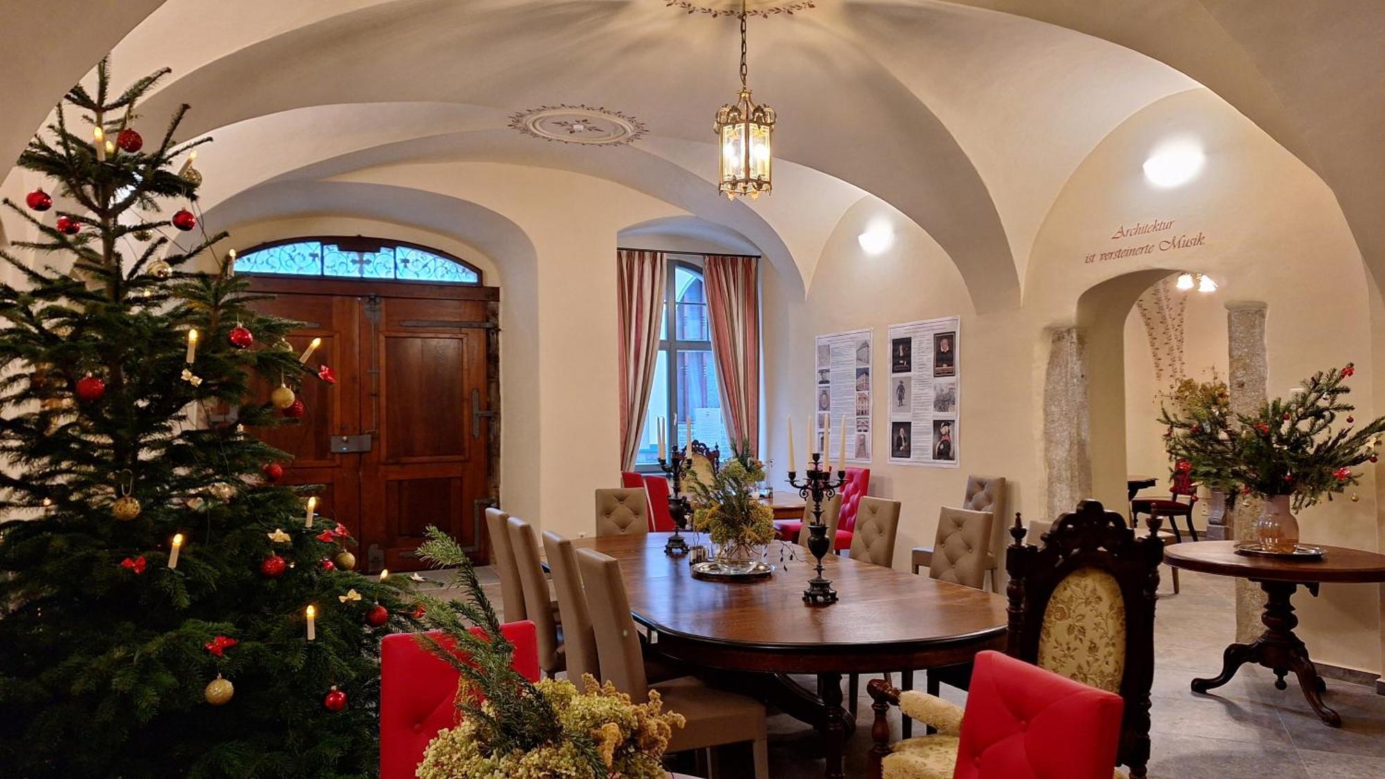 Stadtpalais Familien-Suite 4 Zimmer Mit Galerie Maximal 6 Personen Budyšín Exteriér fotografie