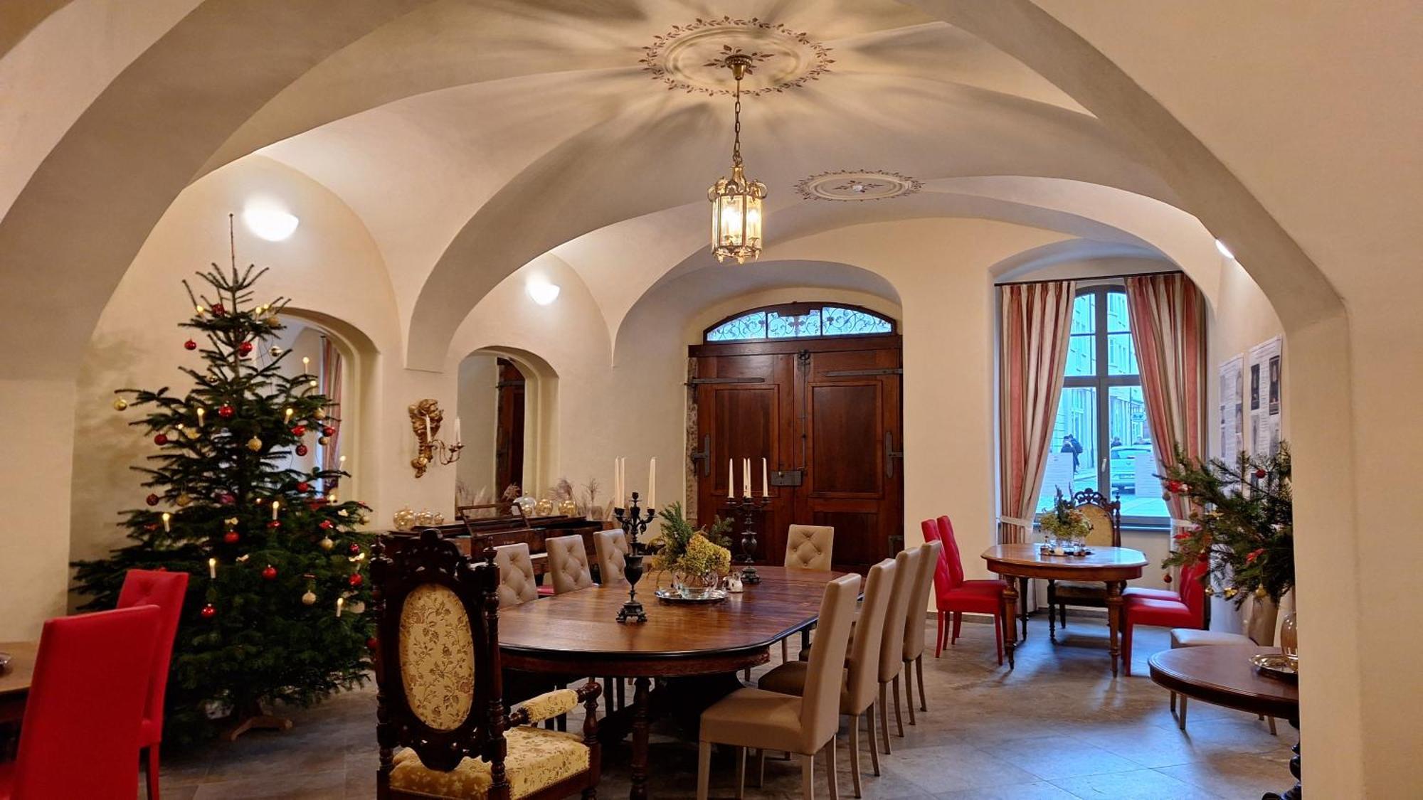Stadtpalais Familien-Suite 4 Zimmer Mit Galerie Maximal 6 Personen Budyšín Exteriér fotografie