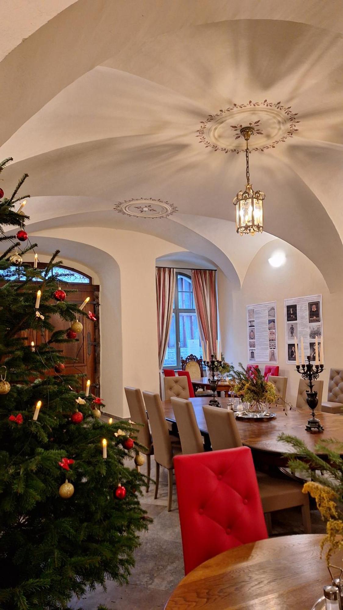 Stadtpalais Familien-Suite 4 Zimmer Mit Galerie Maximal 6 Personen Budyšín Exteriér fotografie