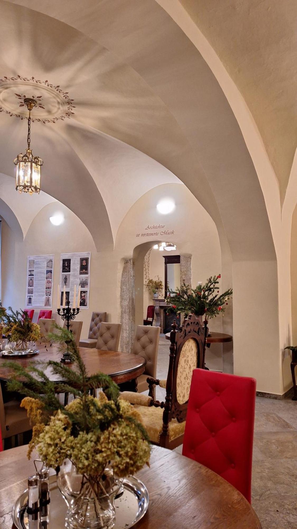 Stadtpalais Familien-Suite 4 Zimmer Mit Galerie Maximal 6 Personen Budyšín Exteriér fotografie